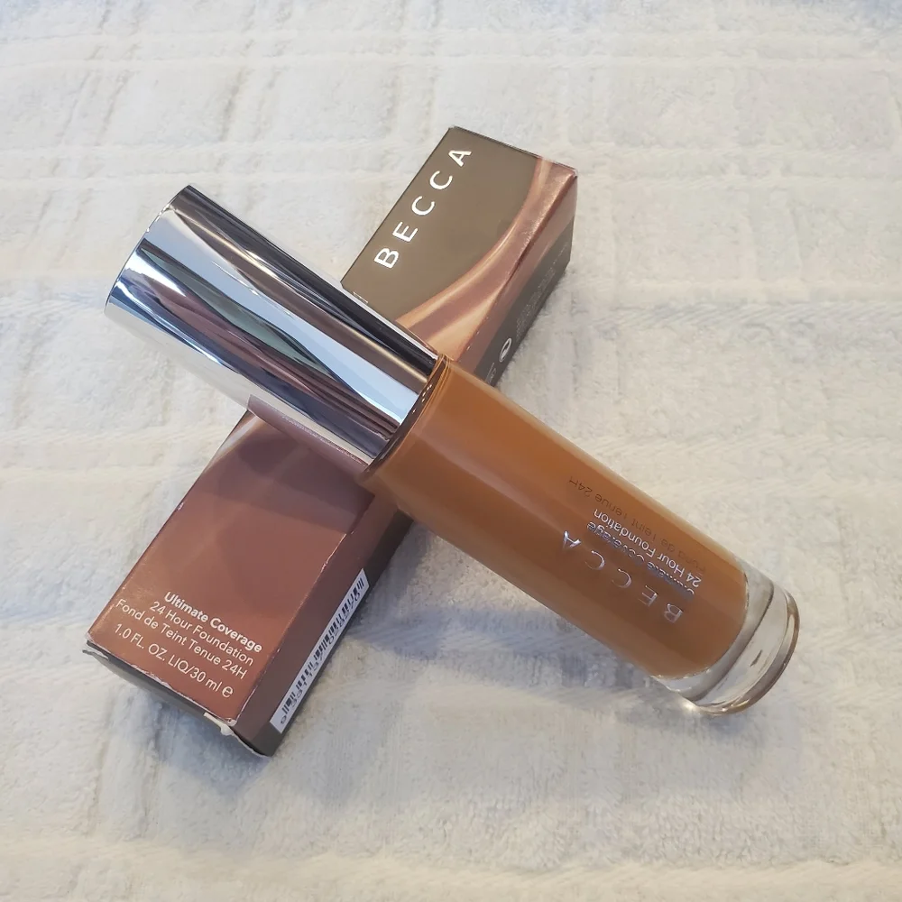 BECCA | 24 Hour Foundation - Cardamom